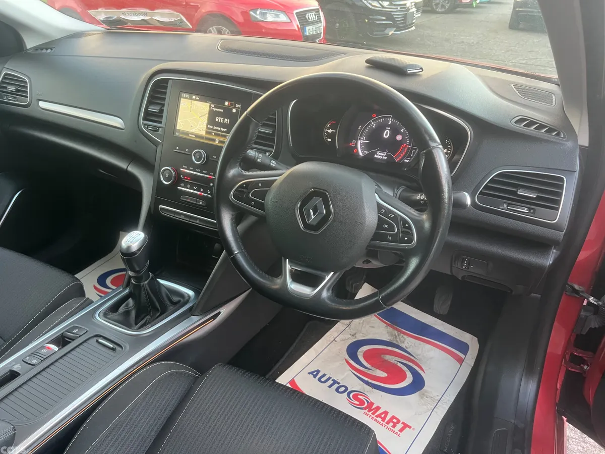 Renault Megane Estate, Diesel, 2019, Red