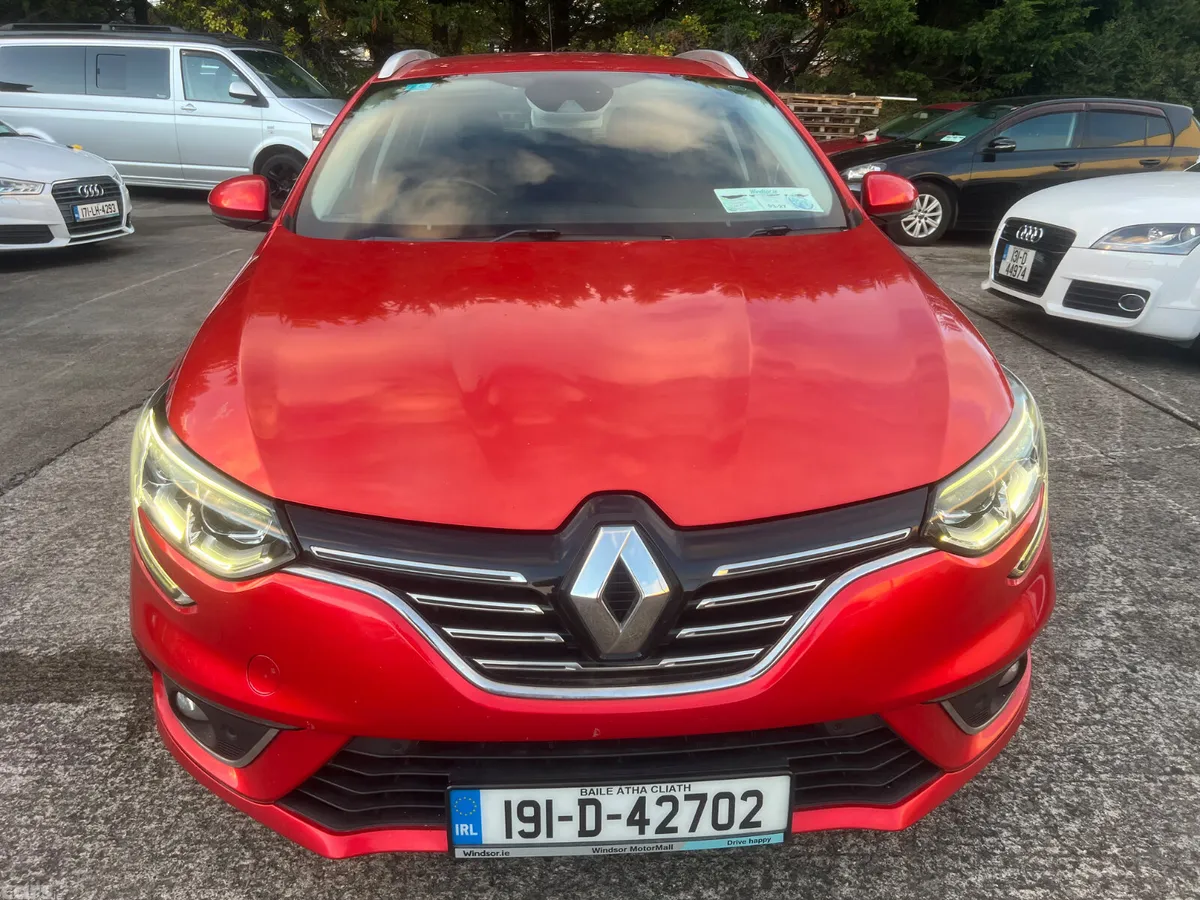 Renault Megane Estate, Diesel, 2019, Red