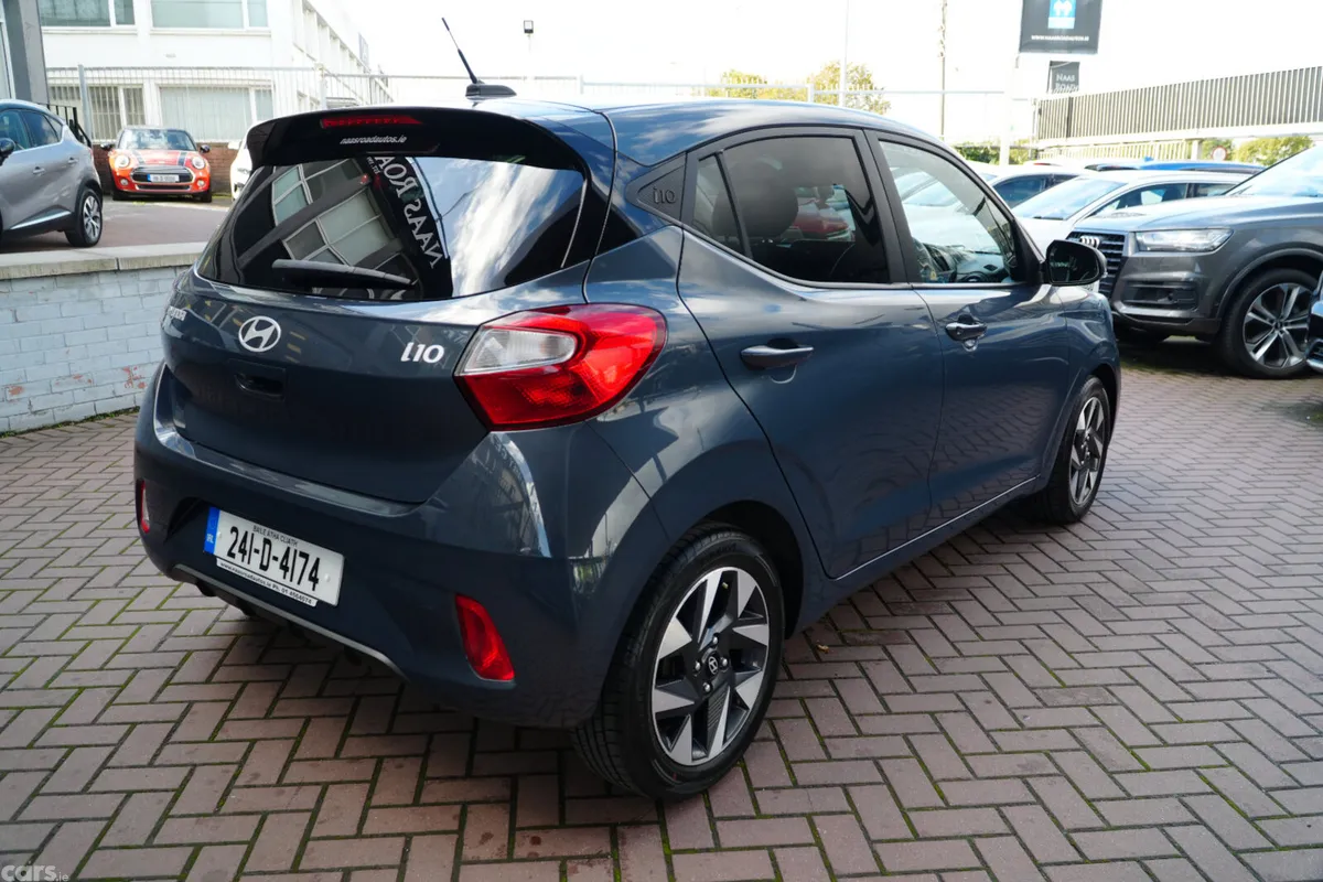 Hyundai i10 Hatchback, Petrol, 2024, Grey