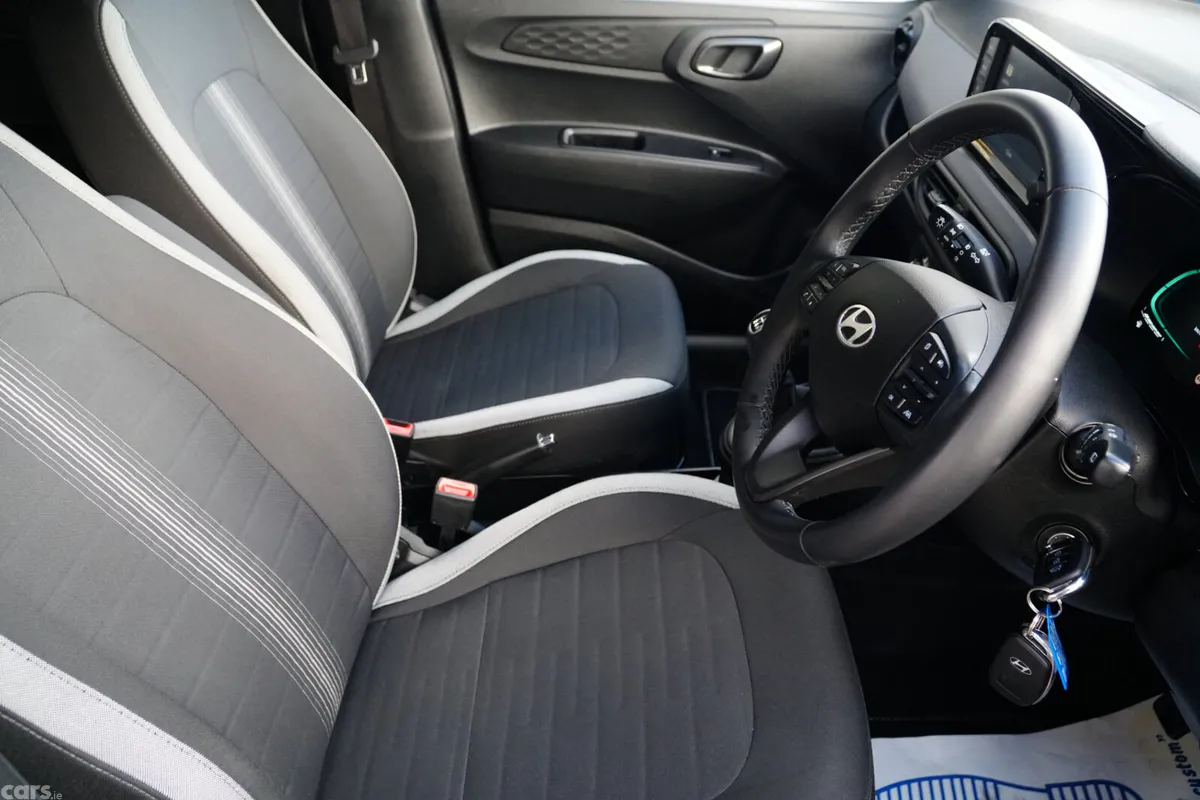 Hyundai i10 Hatchback, Petrol, 2024, Grey