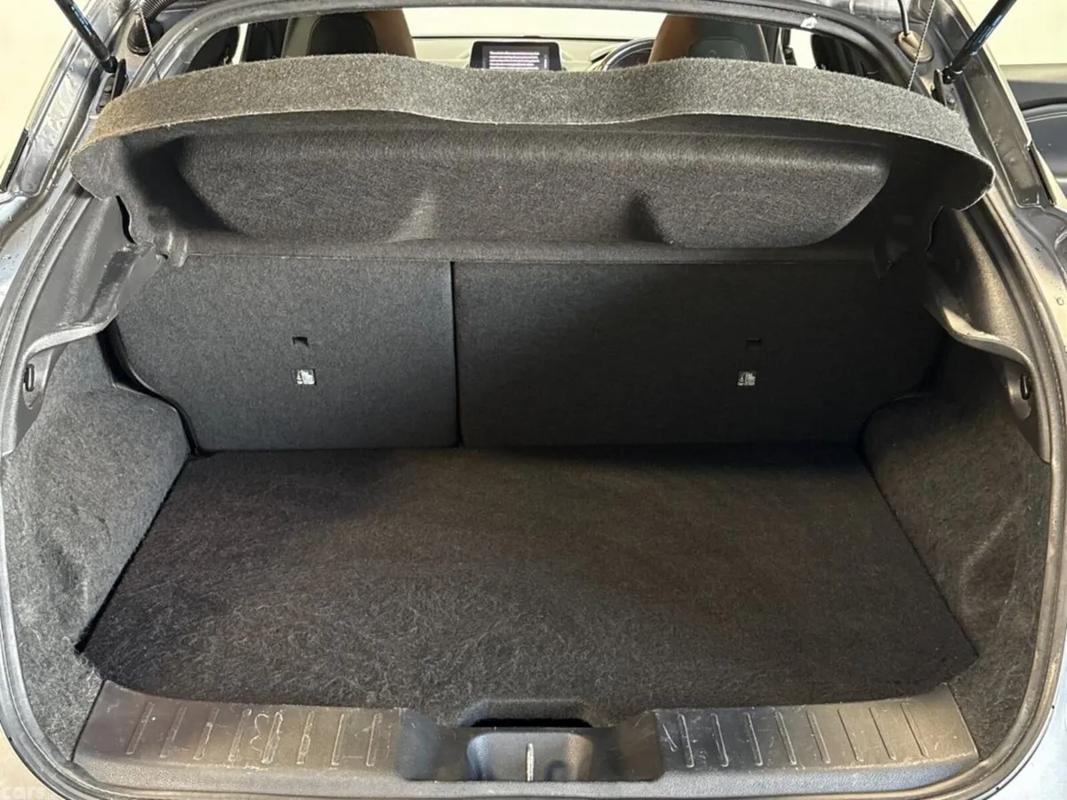 Nissan Juke SUV, Petrol, 2023, Grey