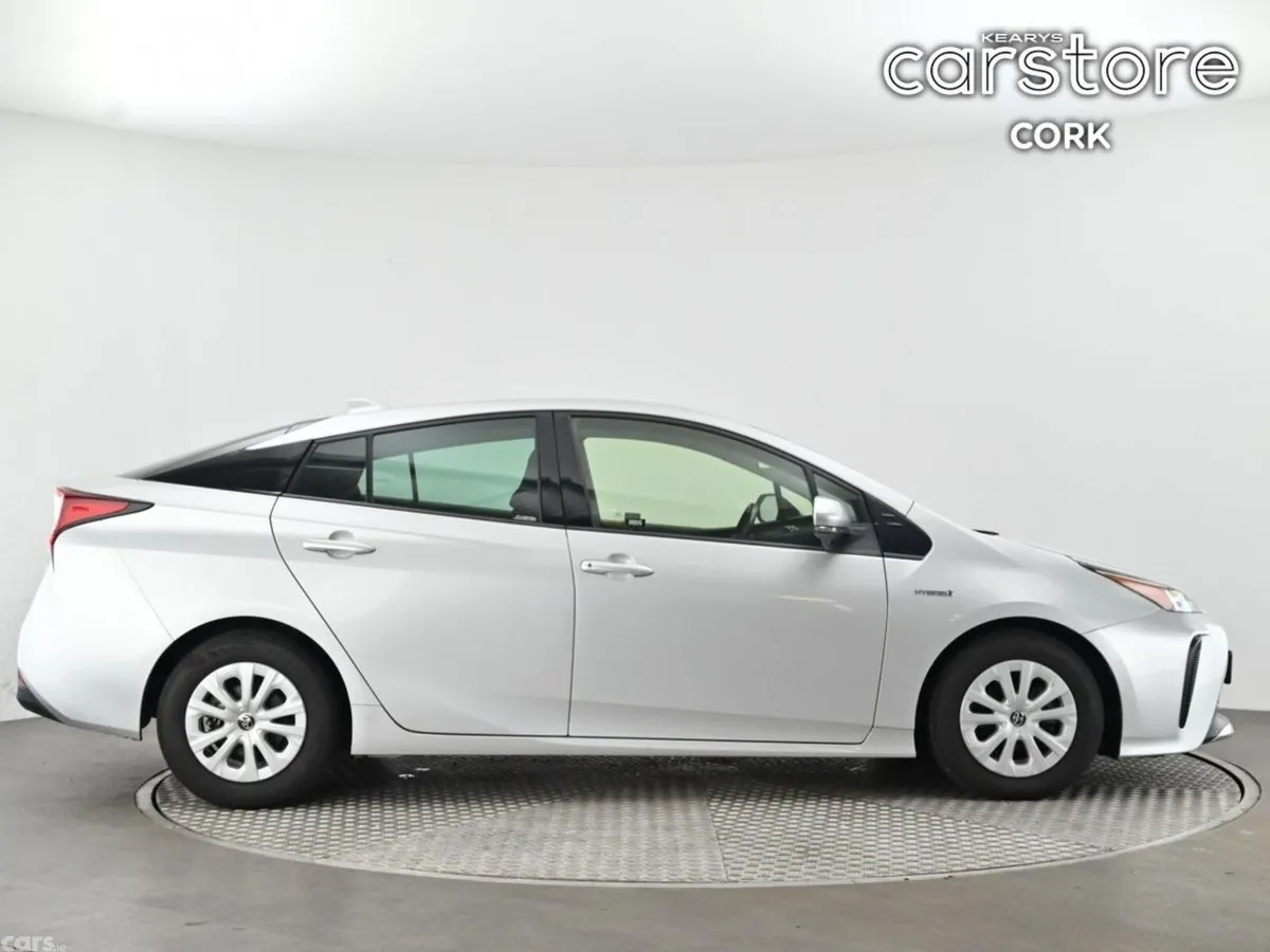 Toyota Prius Hatchback, Petrol Hybrid, 2019, Silver