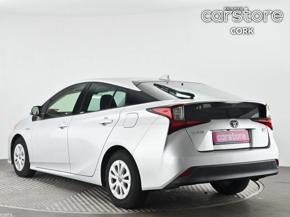 Toyota Prius Hatchback, Petrol Hybrid, 2019, Silver