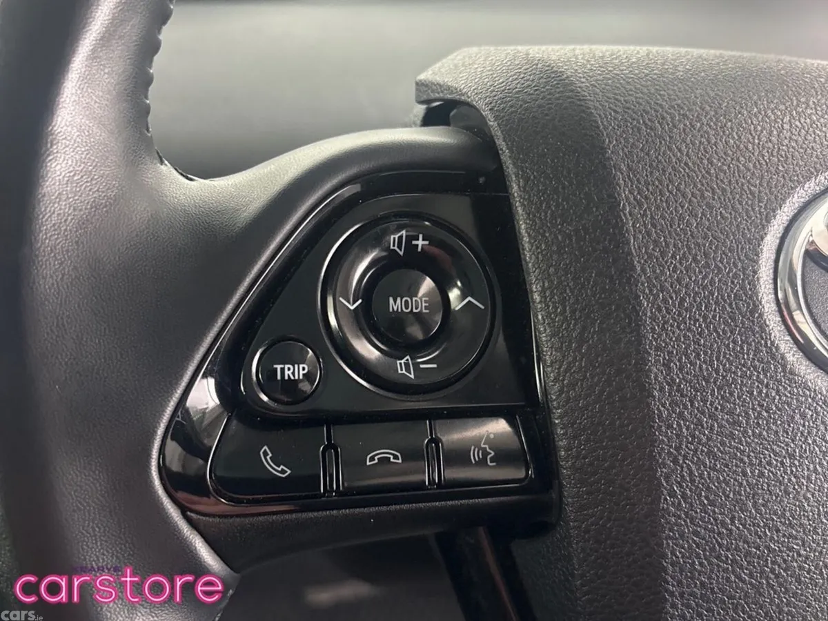 Toyota Prius Hatchback, Petrol Hybrid, 2019, Silver