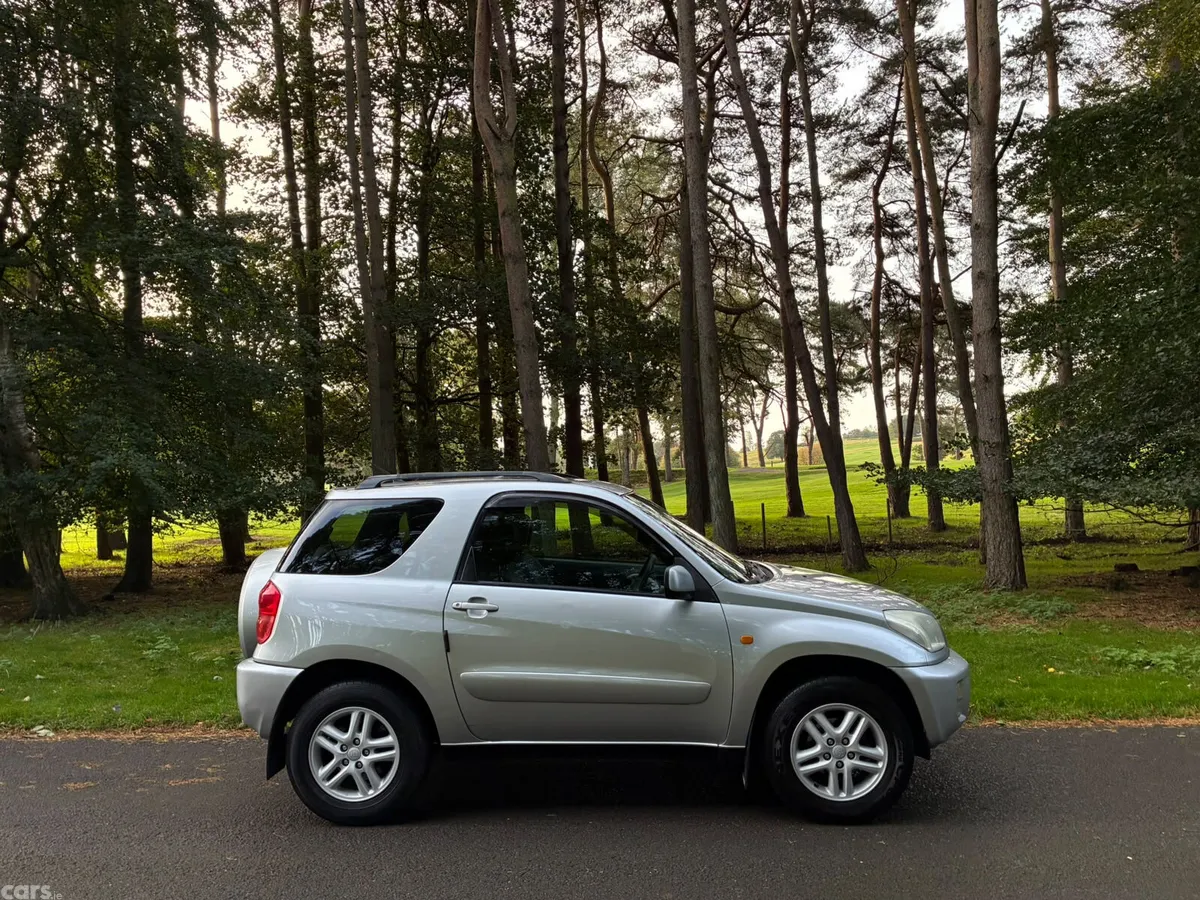 Toyota RAV4 2002 Nice Jeep, Newbridge