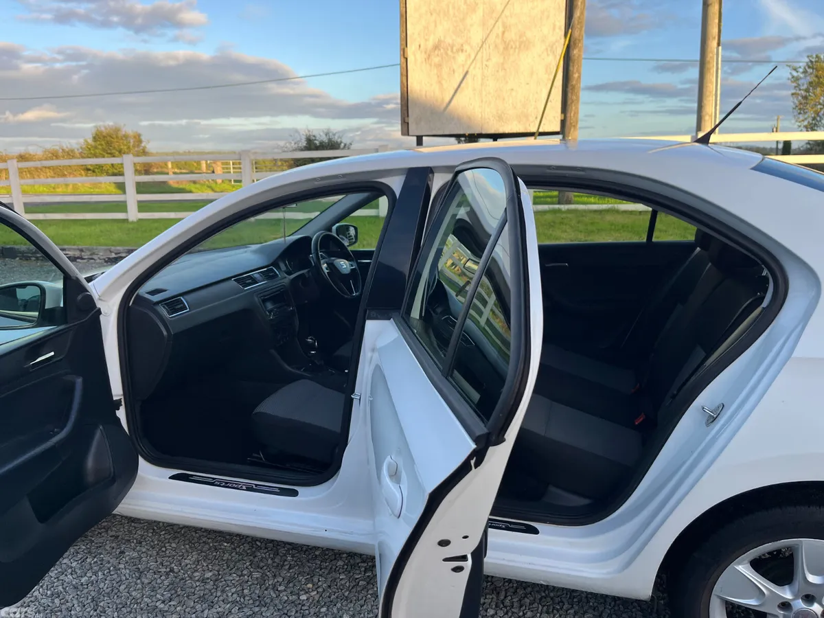 SEAT Toledo Hatchback, Diesel, 2014, White