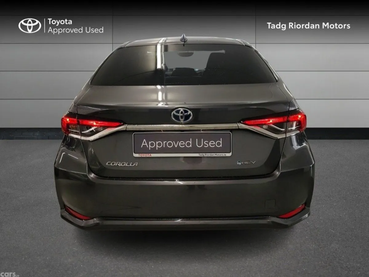 Toyota Corolla Saloon, Petrol Hybrid, 2026, Grey