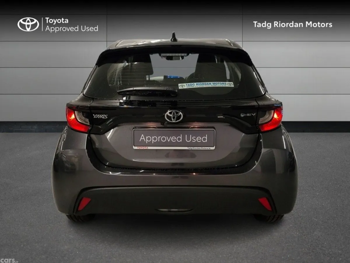 Toyota Yaris Hatchback, Petrol Hybrid, 2026, Grey