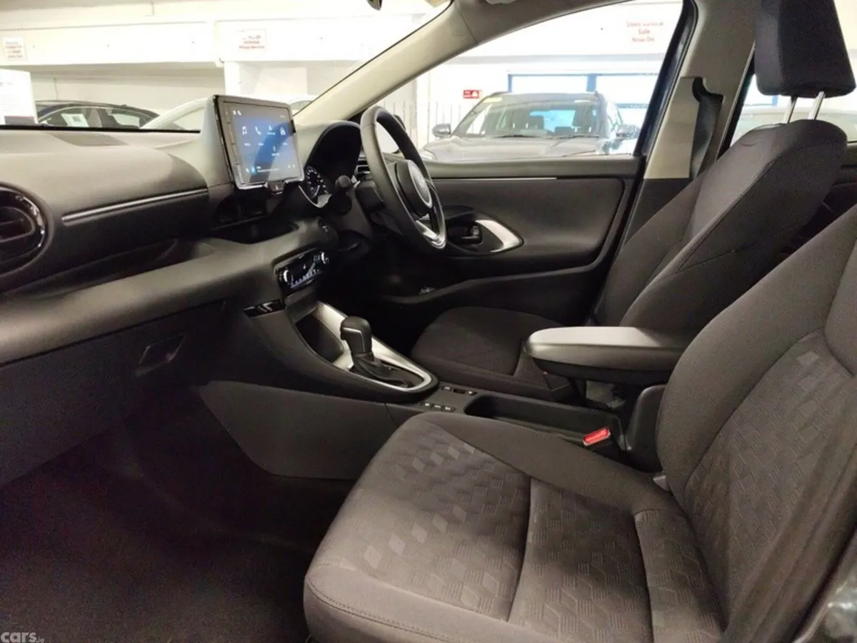 Toyota Yaris Hatchback, Petrol Hybrid, 2026, Grey
