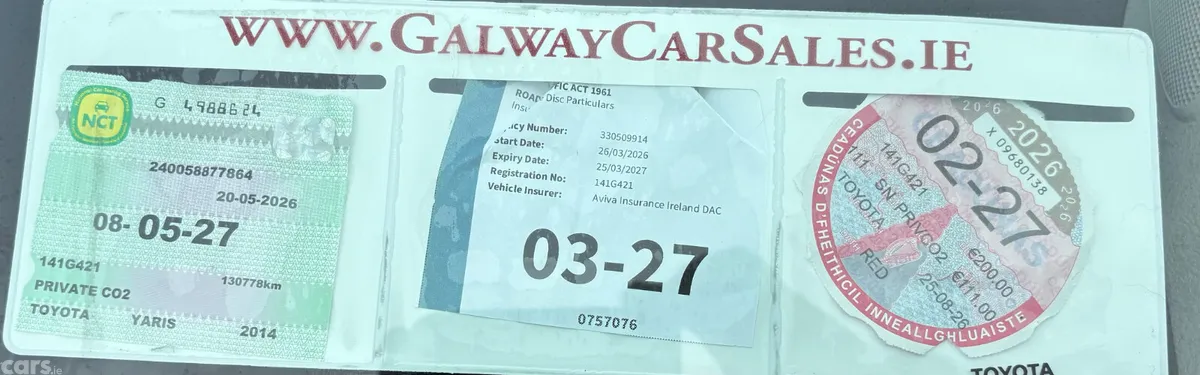 Toyota Yaris Hatchback, Petrol, 2014, Red