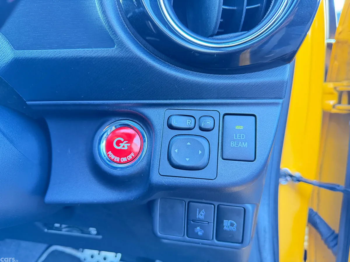 Toyota Aqua Hatchback, Petrol Hybrid, 2016, Yellow