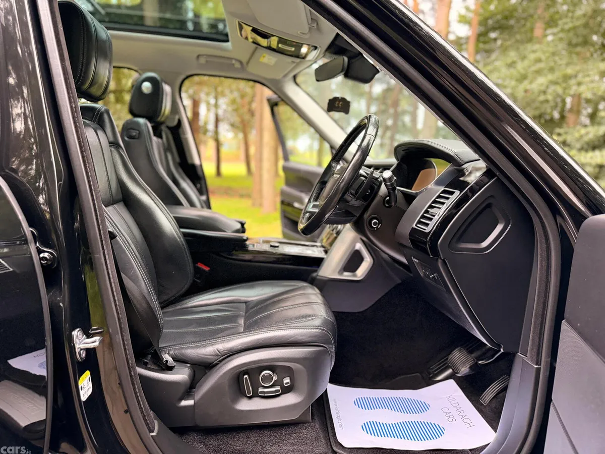 Land Rover Range Rover SUV, Diesel, 2017, Black