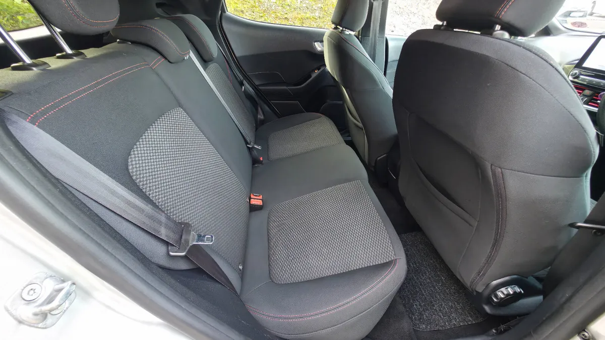 Ford Fiesta Hatchback, Petrol, 2021, Silver