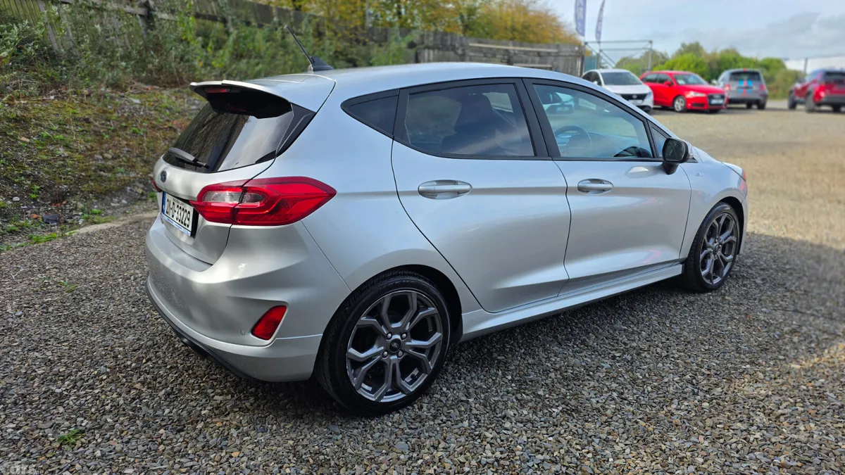 Ford Fiesta Hatchback, Petrol, 2021, Silver
