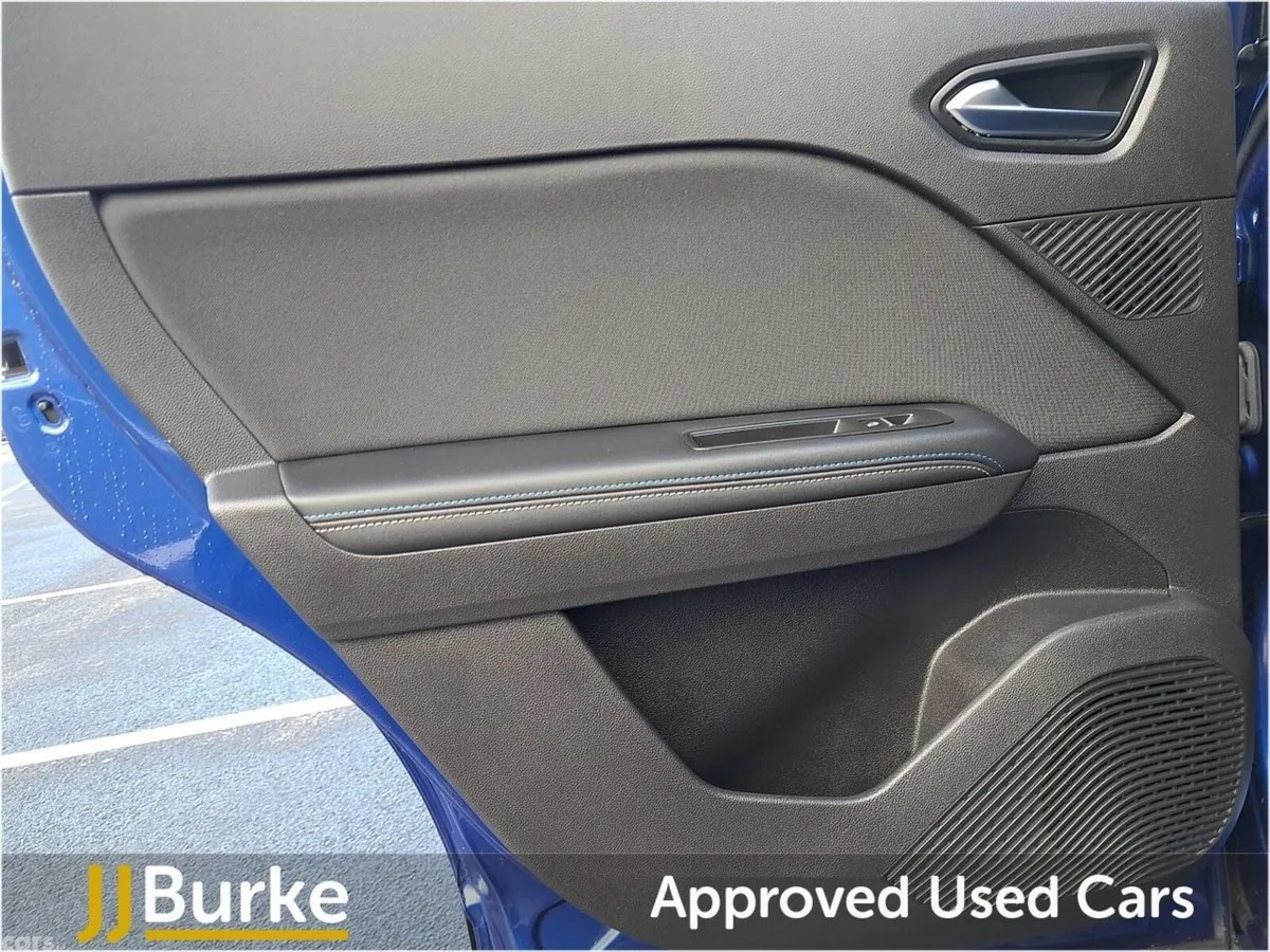 Renault Symbioz Saloon, Petrol Hybrid, 2026, Blue