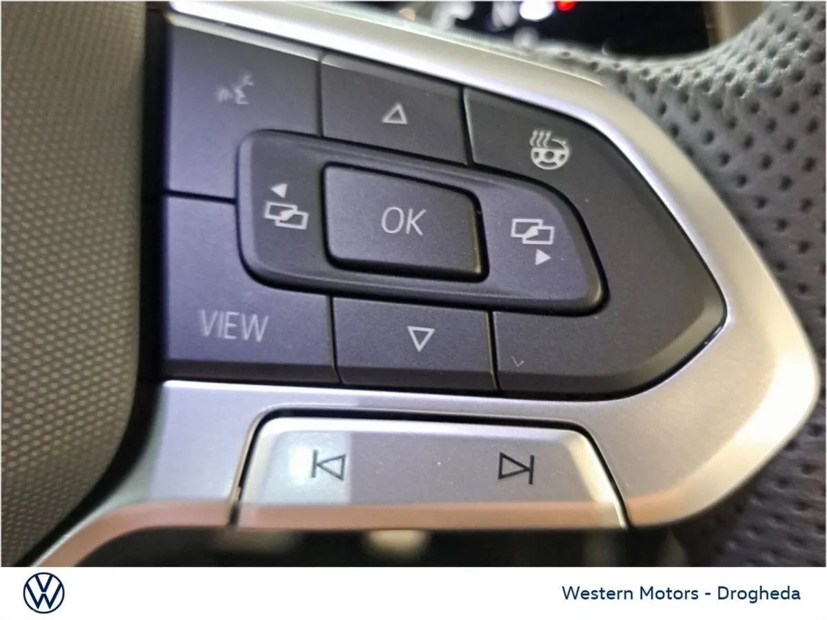 Volkswagen Passat Estate, Petrol Plug-in Hybrid, 2026, Black