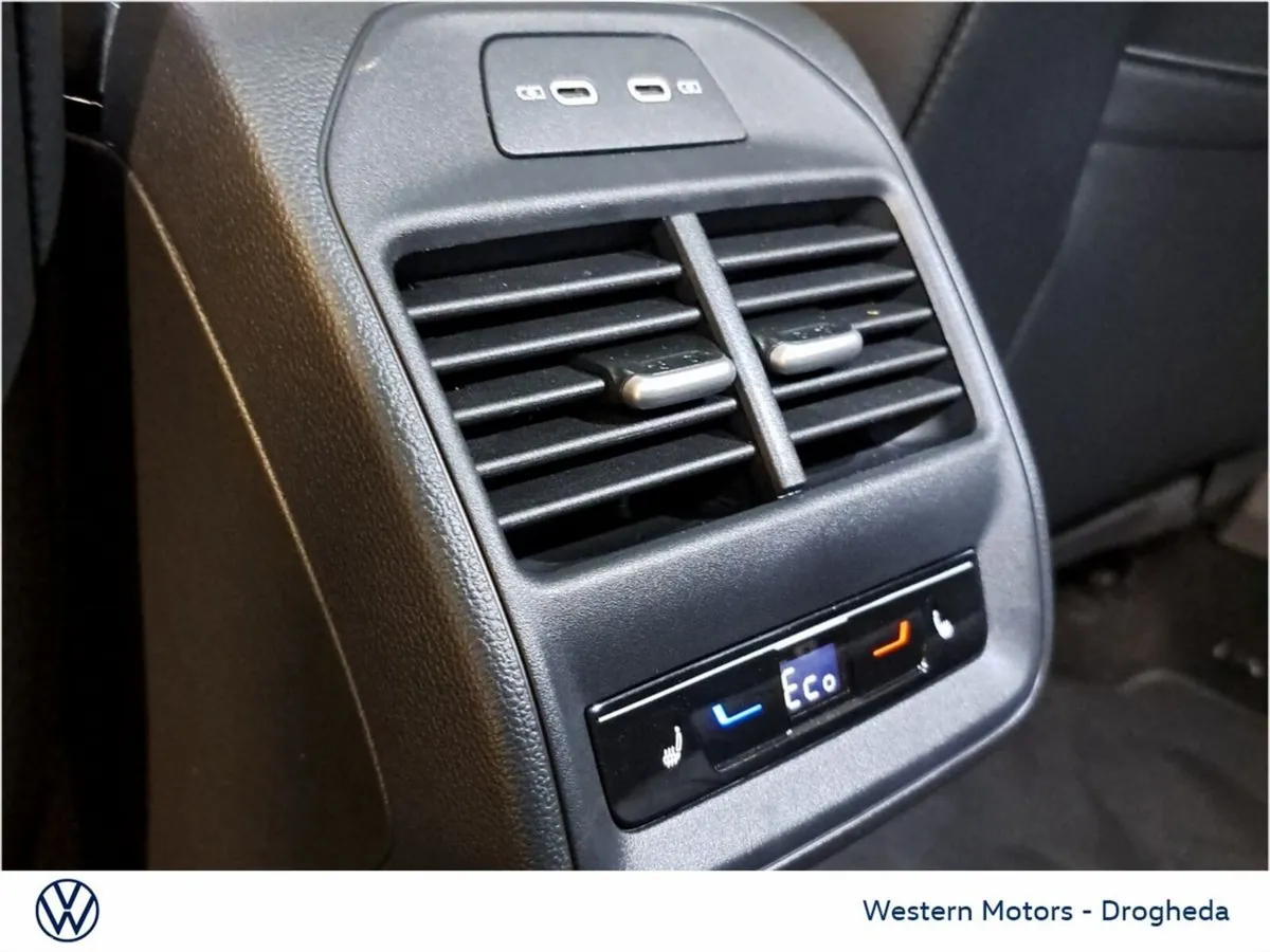 Volkswagen Passat Estate, Petrol Plug-in Hybrid, 2026, Black