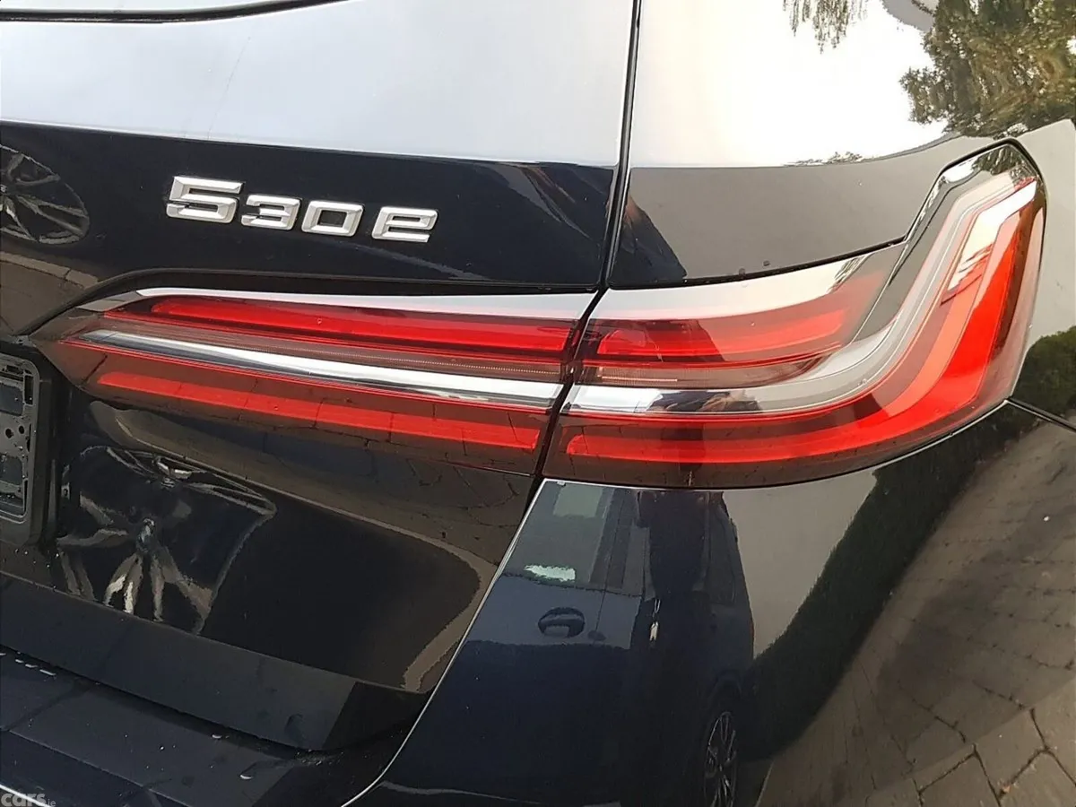 BMW 5-Series Estate, Petrol Plug-in Hybrid, 2026, Black