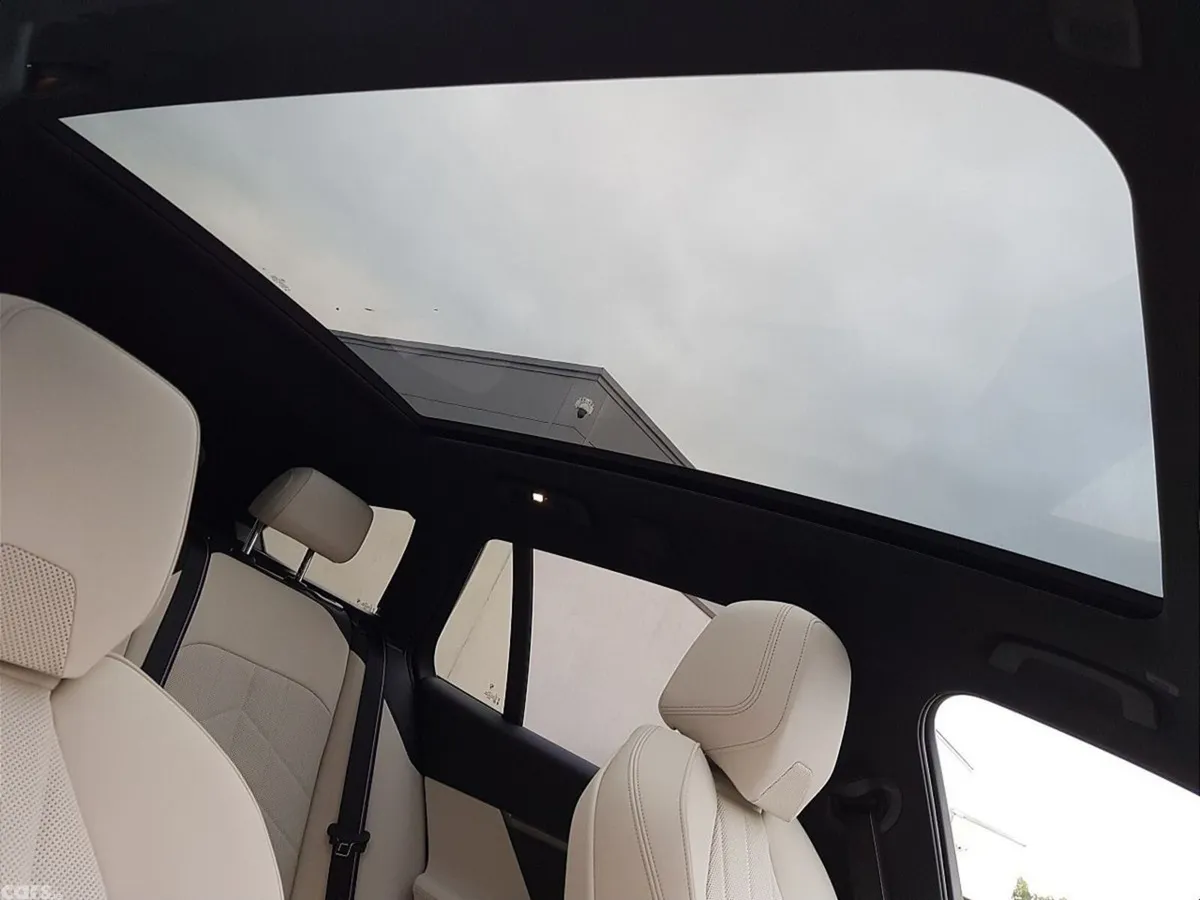 BMW 5-Series Estate, Petrol Plug-in Hybrid, 2026, Black