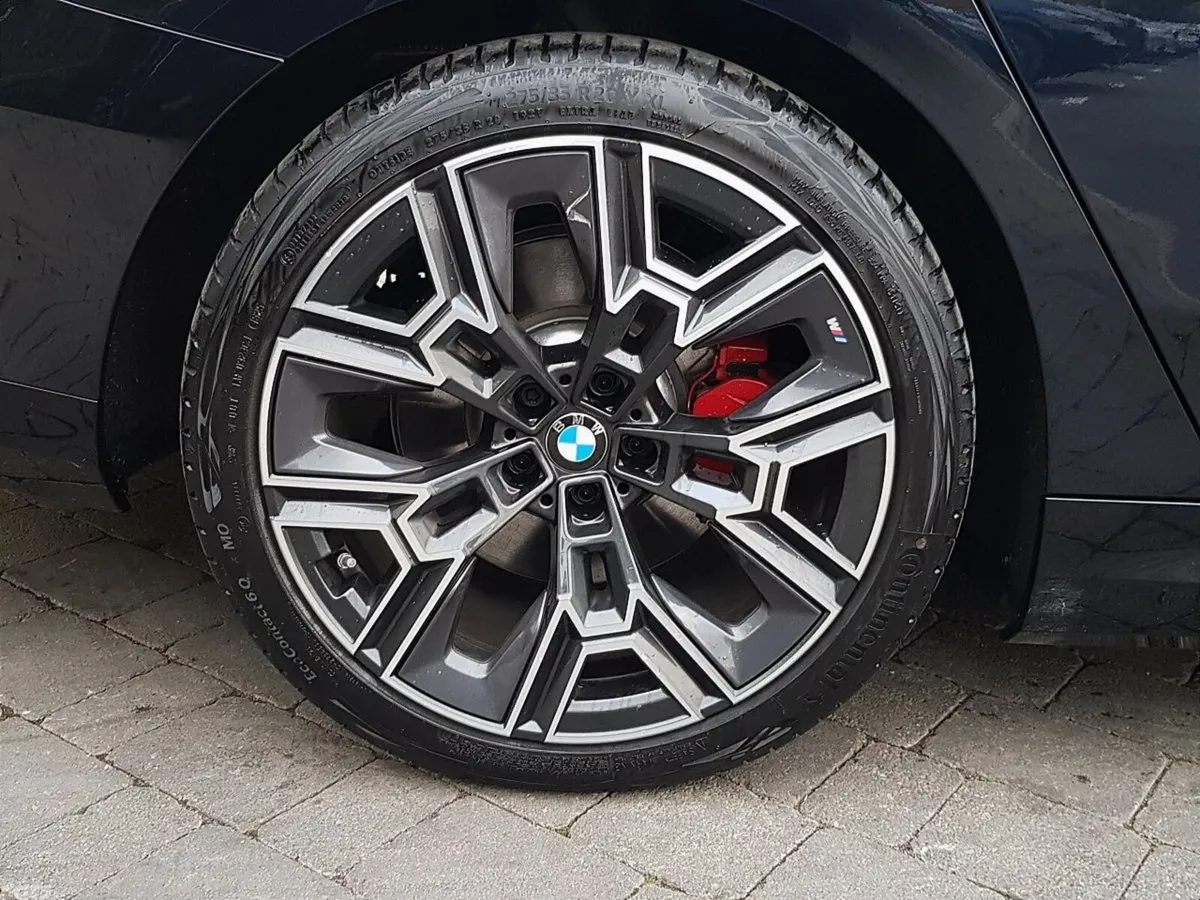BMW 5-Series Estate, Petrol Plug-in Hybrid, 2026, Black