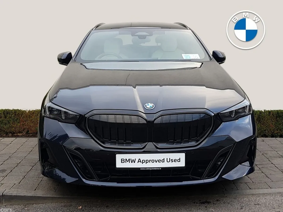 BMW 5-Series Estate, Petrol Plug-in Hybrid, 2026, Black