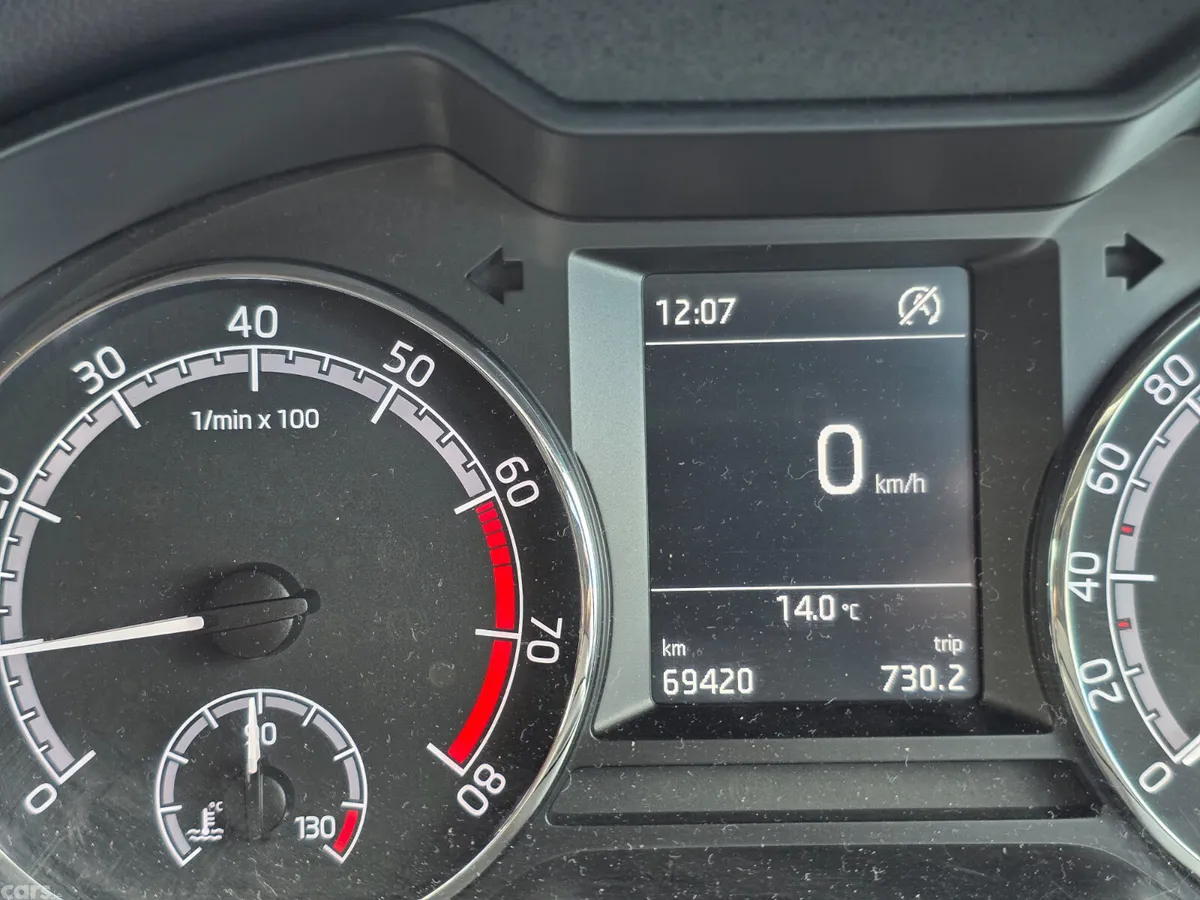 Skoda Octavia Saloon, Petrol, 2018, Blue