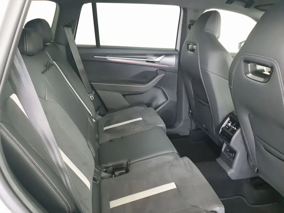 Skoda Kodiaq SUV, Petrol Plug-in Hybrid, 2026, Grey