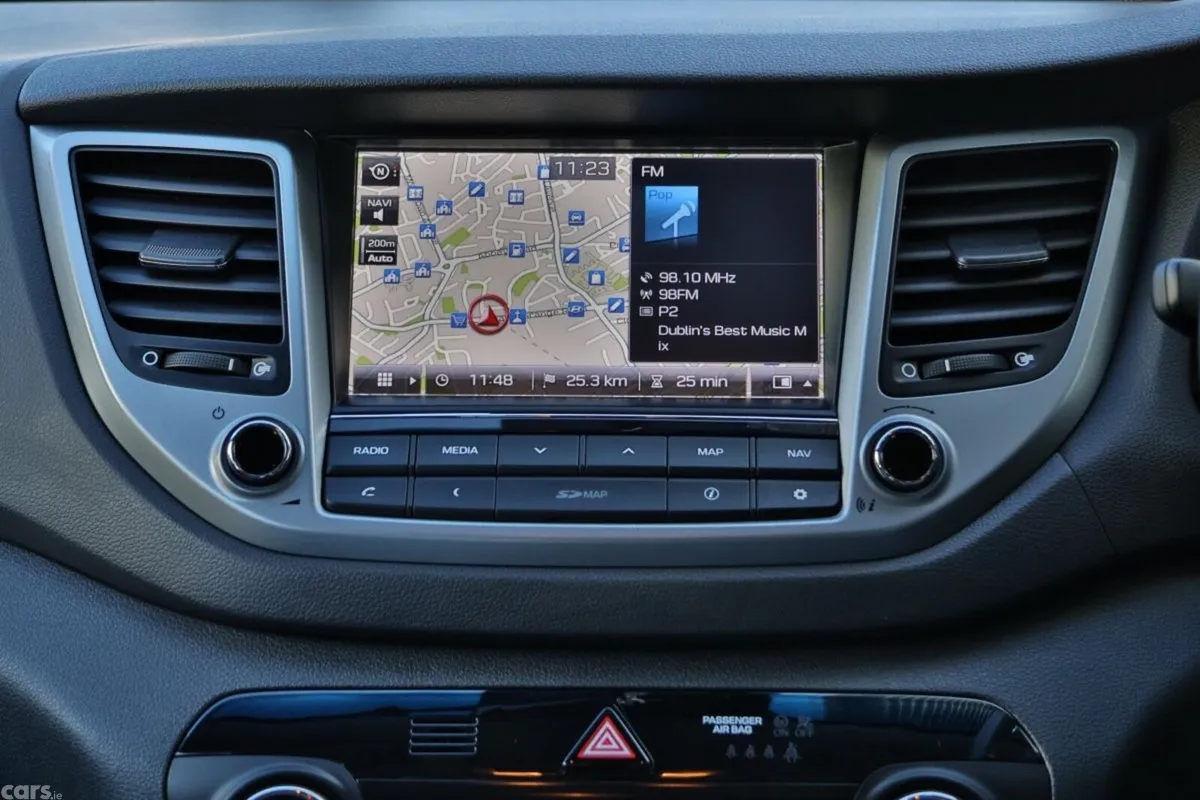 Hyundai Tucson SUV, Diesel, 2016, Gold