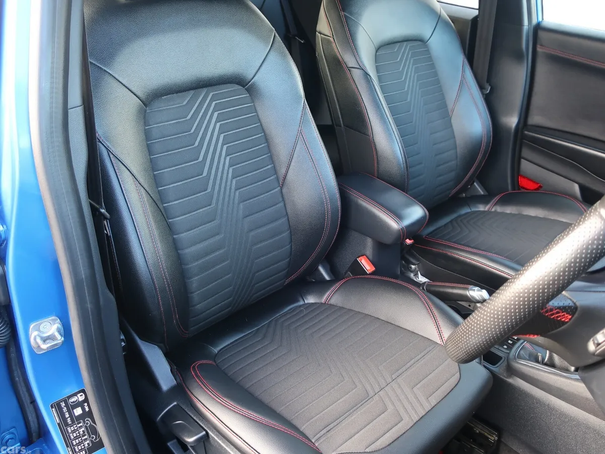 Ford Puma MPV, Petrol Hybrid, 2022, Blue