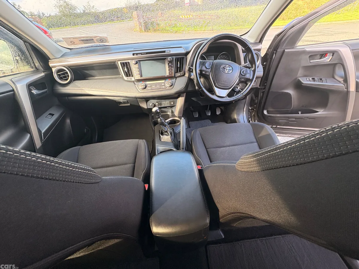Toyota RAV4 SUV, Diesel, 2016, Grey