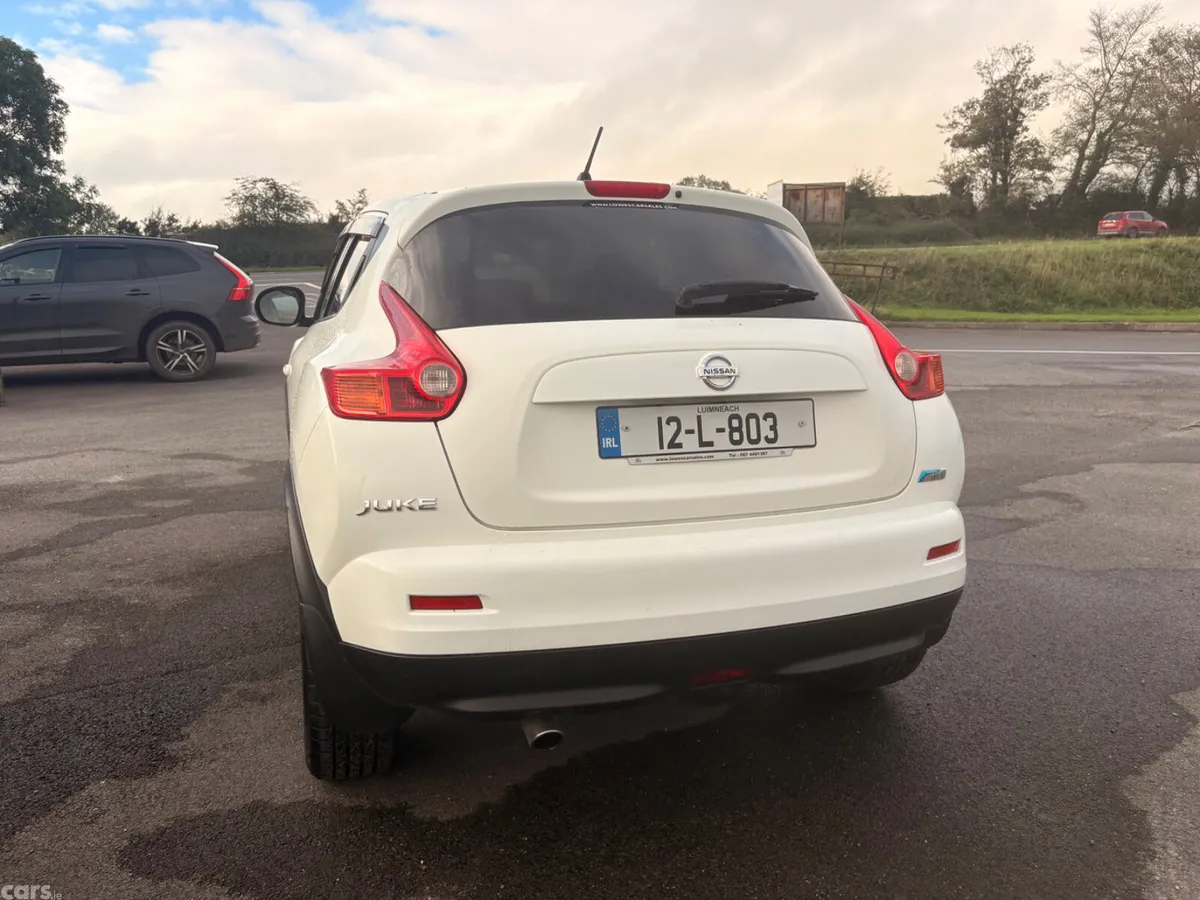 Nissan Juke SUV, Diesel, 2012, White