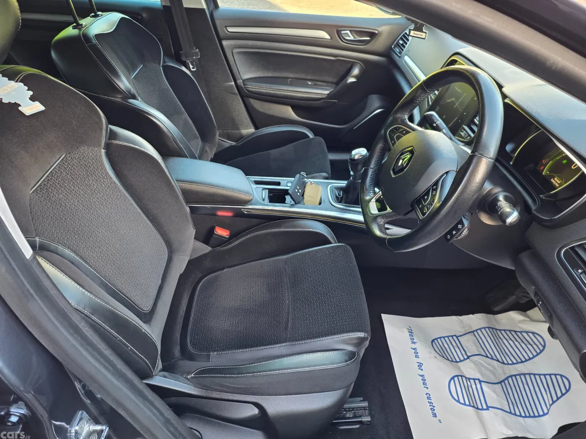 Renault Megane Hatchback, Diesel, 2017, Grey