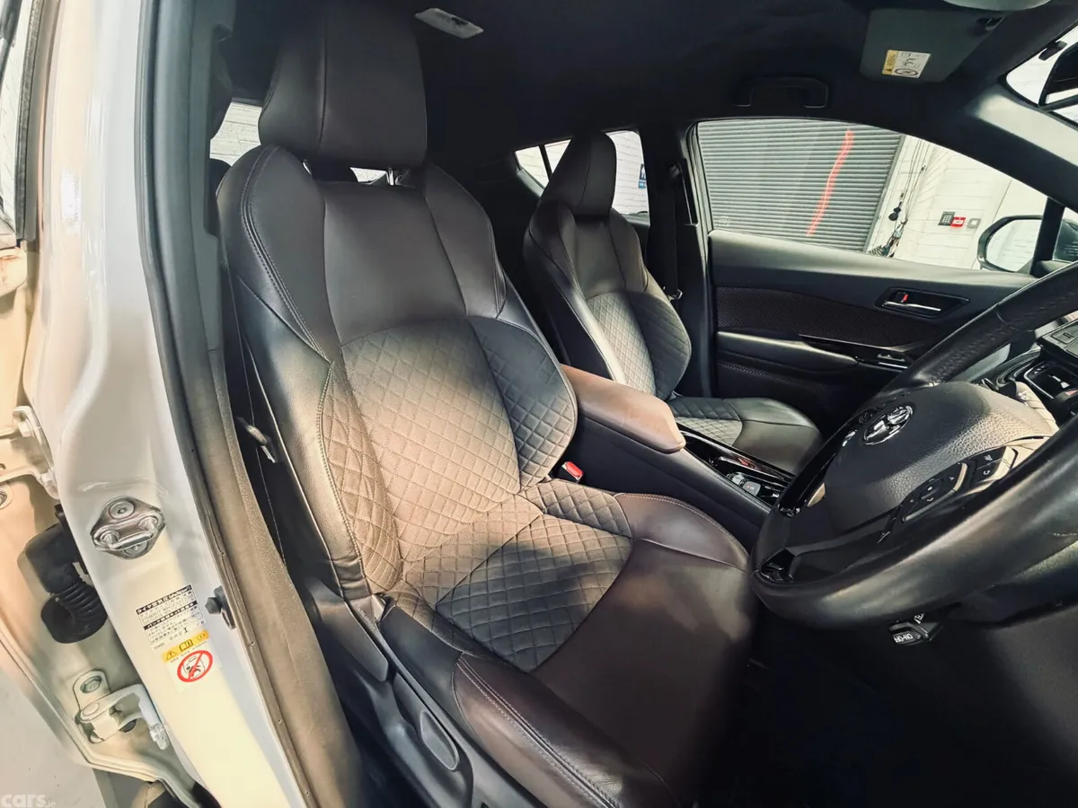 Toyota C-HR Hatchback, Petrol Hybrid, 2019, White