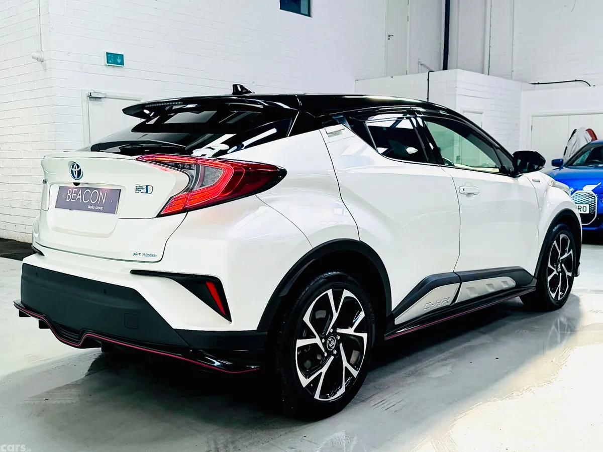 Toyota C-HR Hatchback, Petrol Hybrid, 2019, White