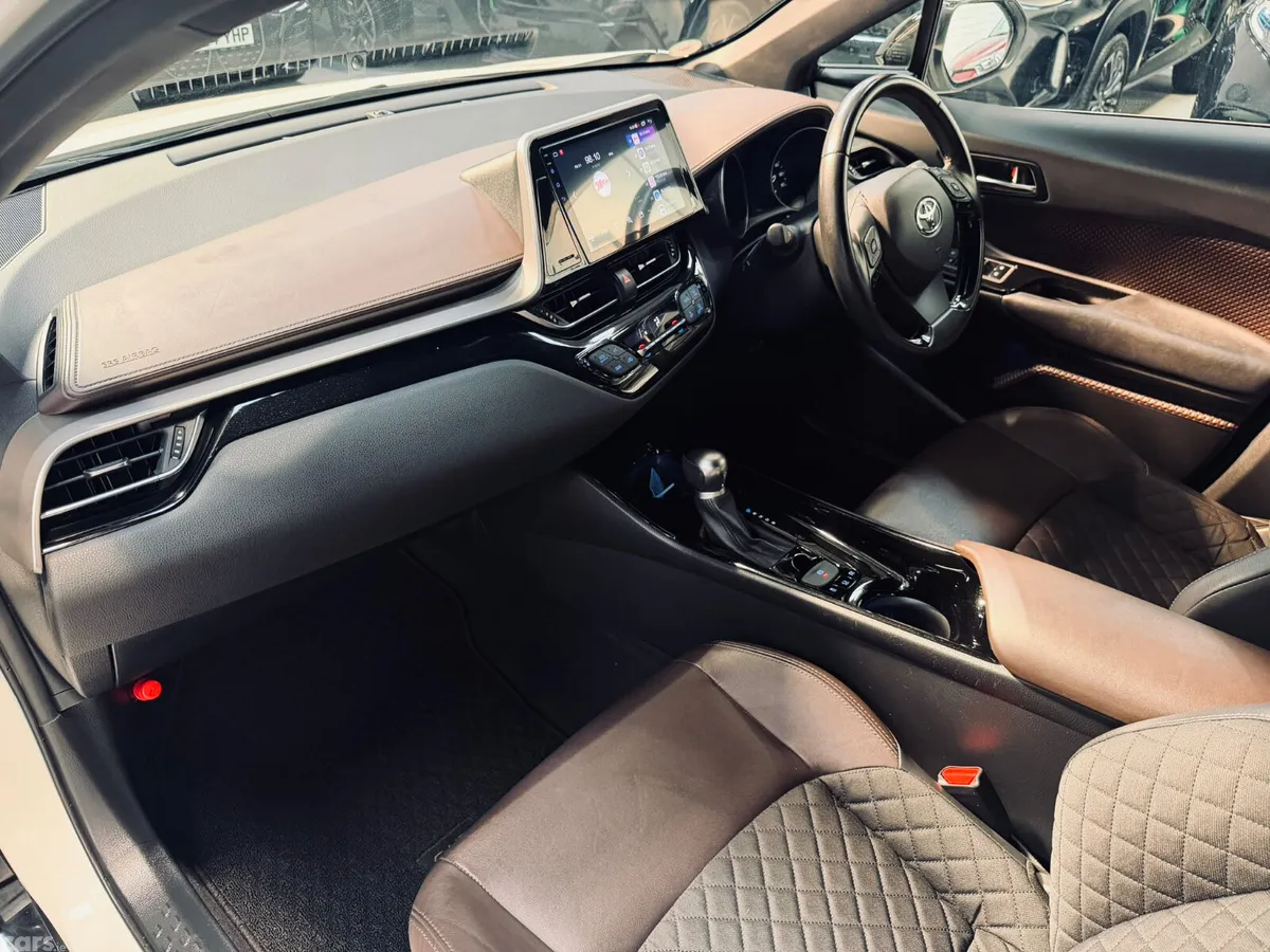 Toyota C-HR Hatchback, Petrol Hybrid, 2019, White