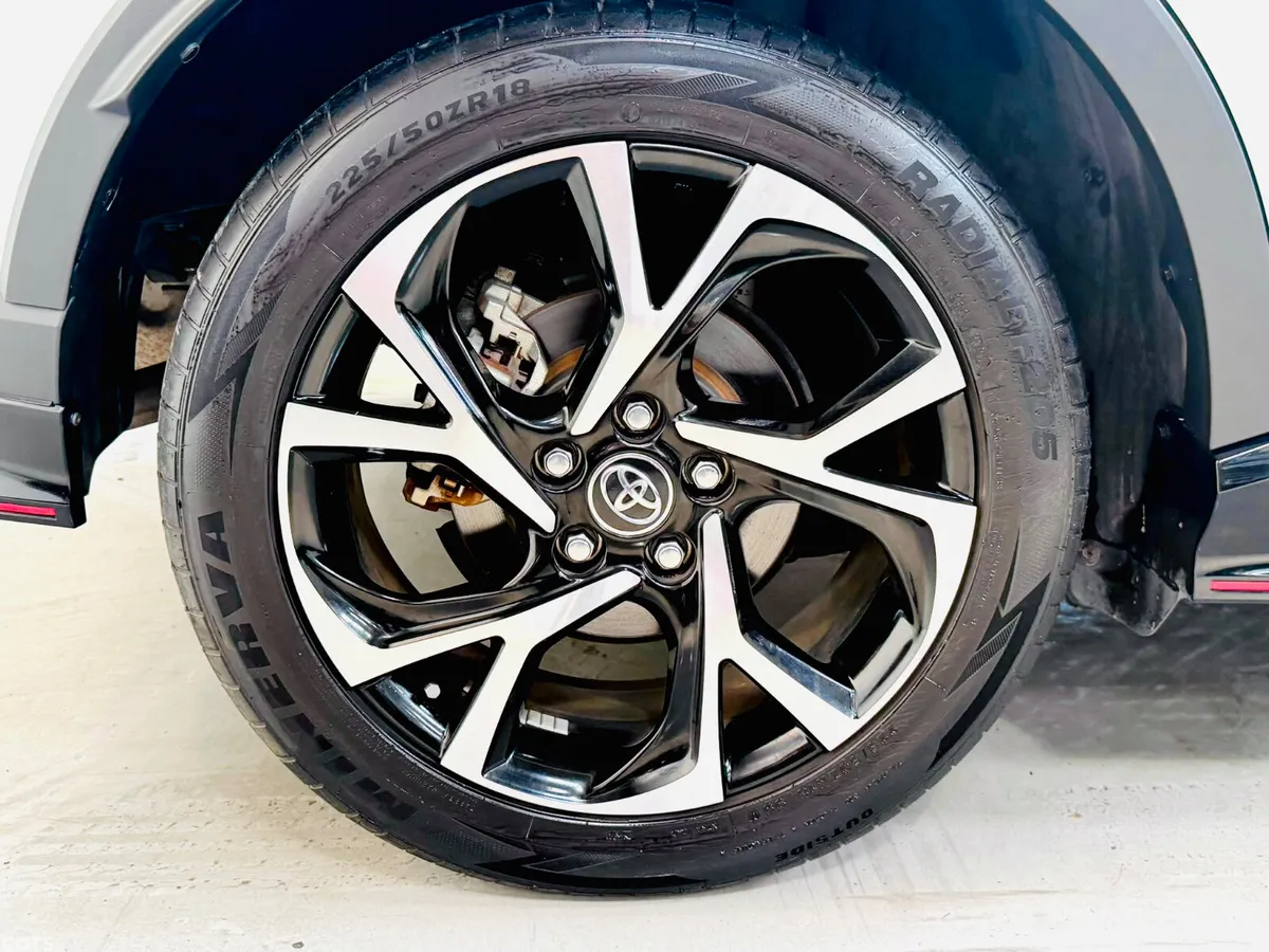 Toyota C-HR Hatchback, Petrol Hybrid, 2019, White
