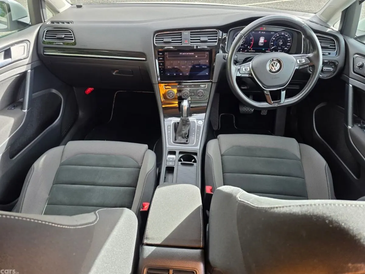 Volkswagen Golf Hatchback, Petrol, 2018, White