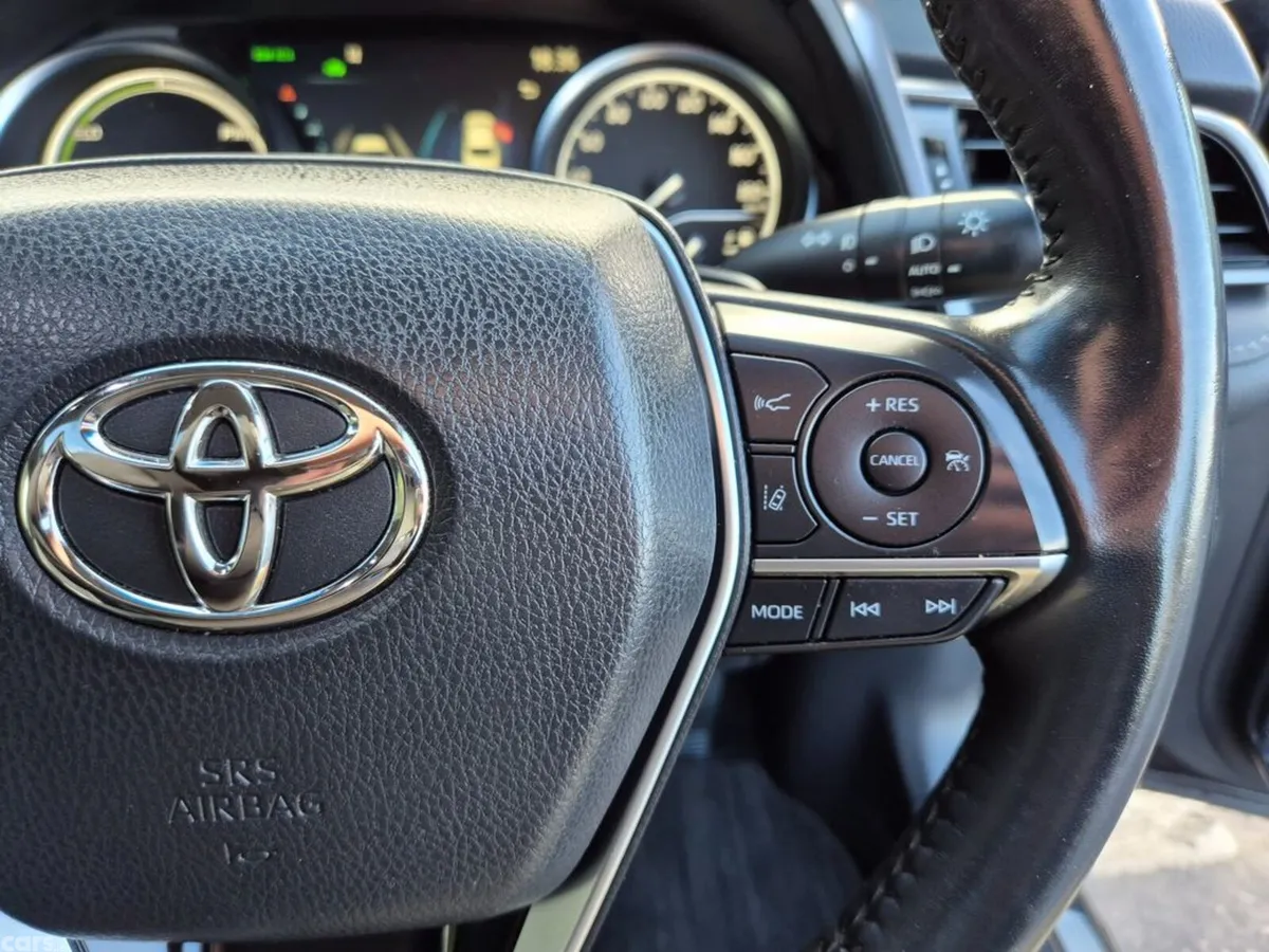 Toyota Camry Saloon, Petrol Hybrid, 2022, Black