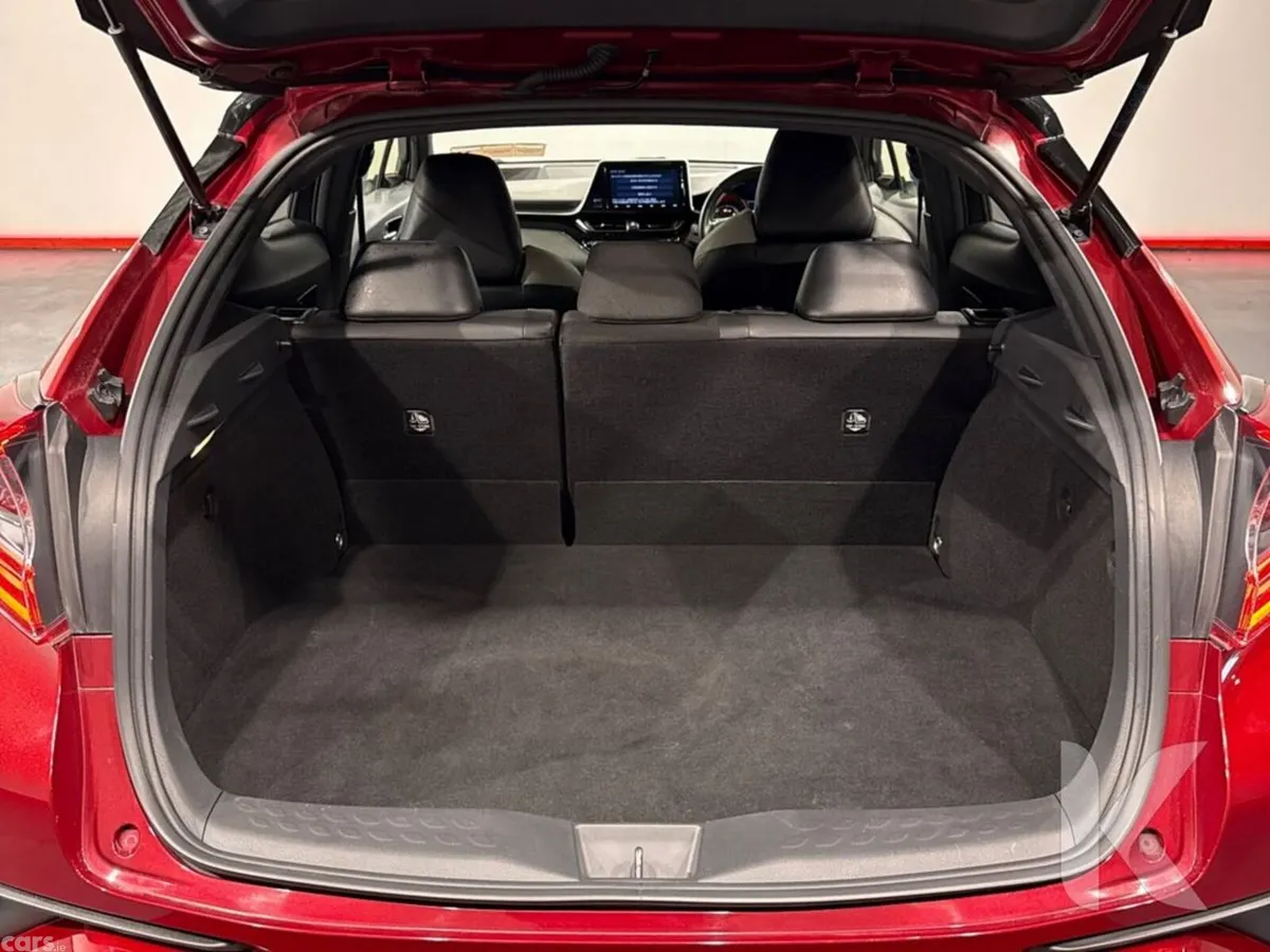 Toyota C-HR SUV, Petrol Hybrid, 2019, Red