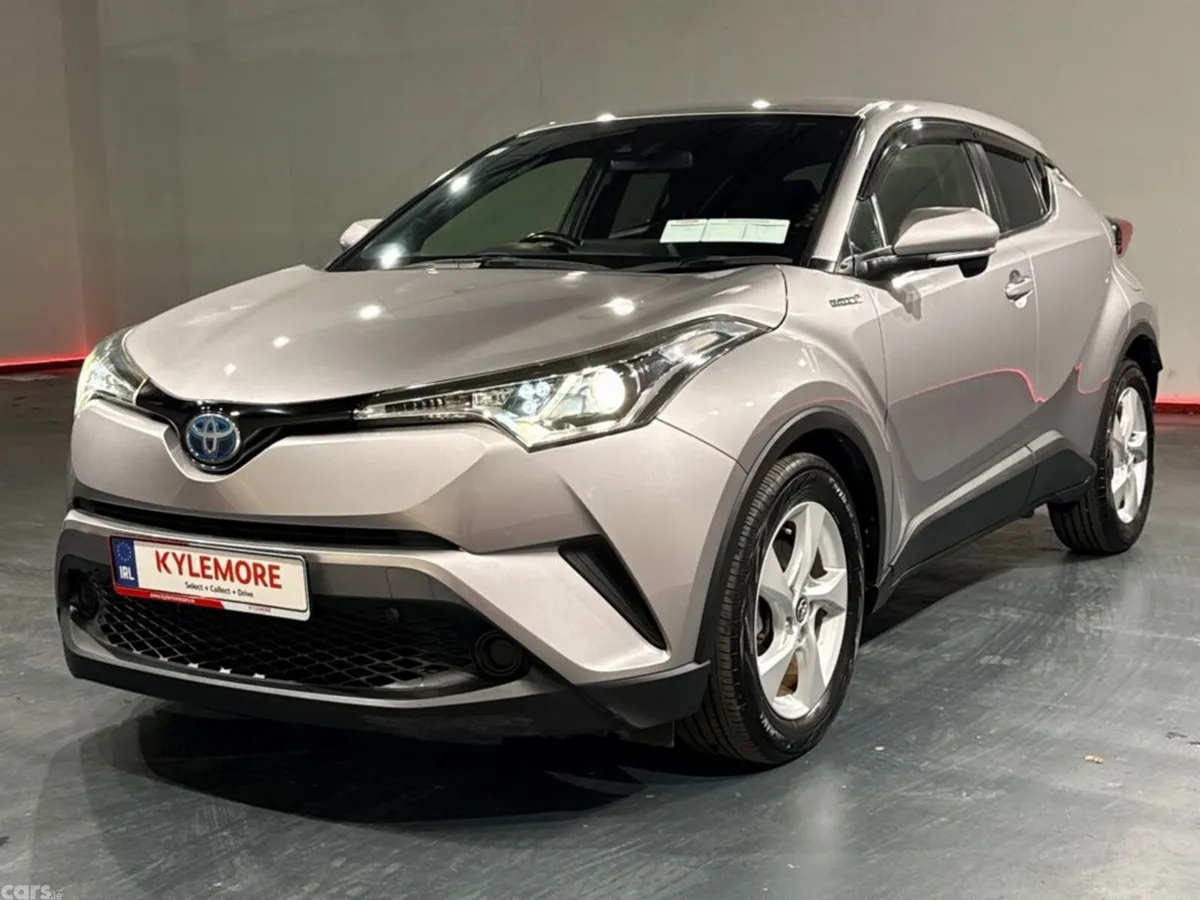 Toyota C-HR SUV, Petrol Hybrid, 2017, Silver