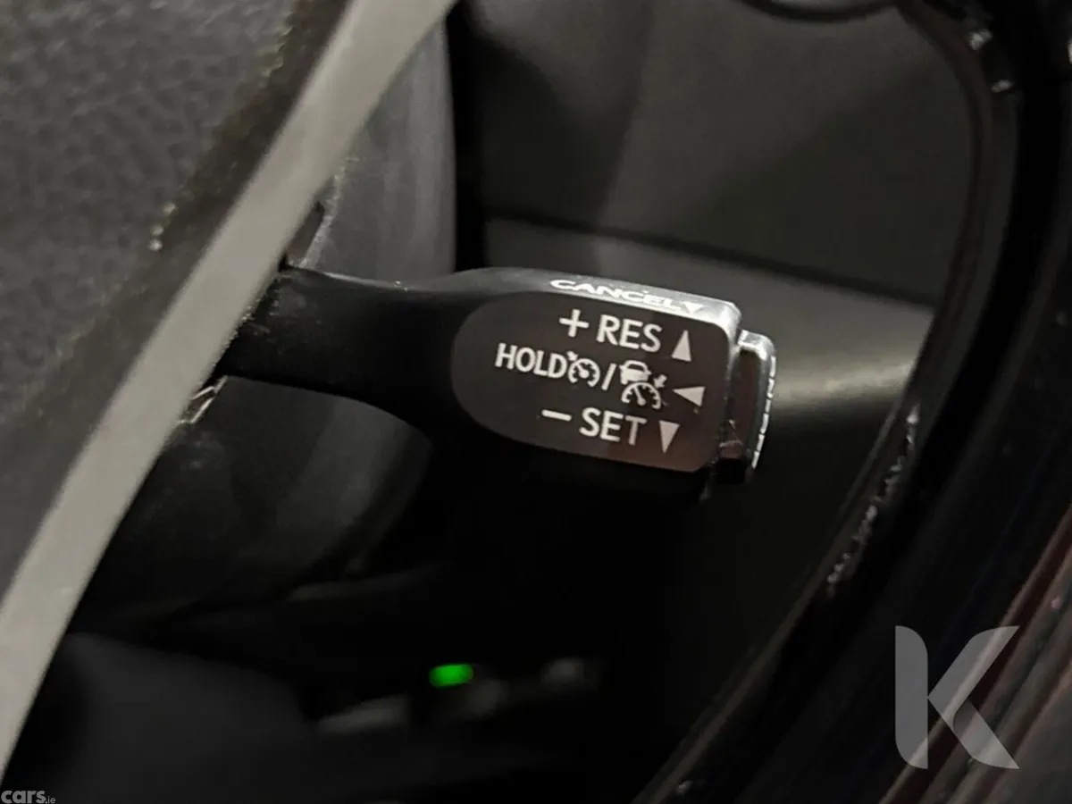 Toyota C-HR SUV, Petrol Hybrid, 2017, Silver