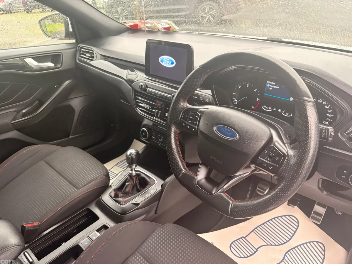 Ford Focus Hatchback, Diesel, 2020, White