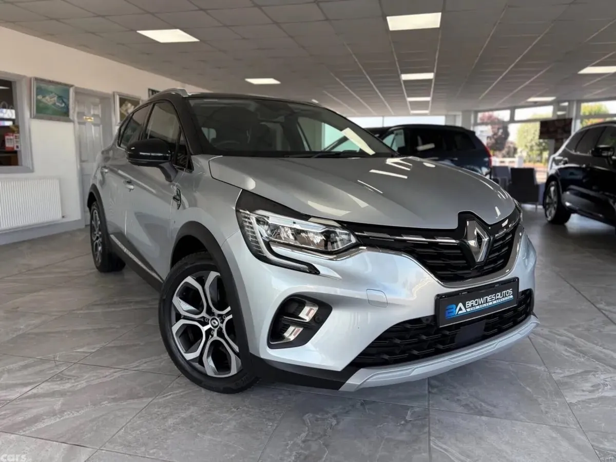 Renault Captur SUV, Petrol Hybrid, 2023, Silver