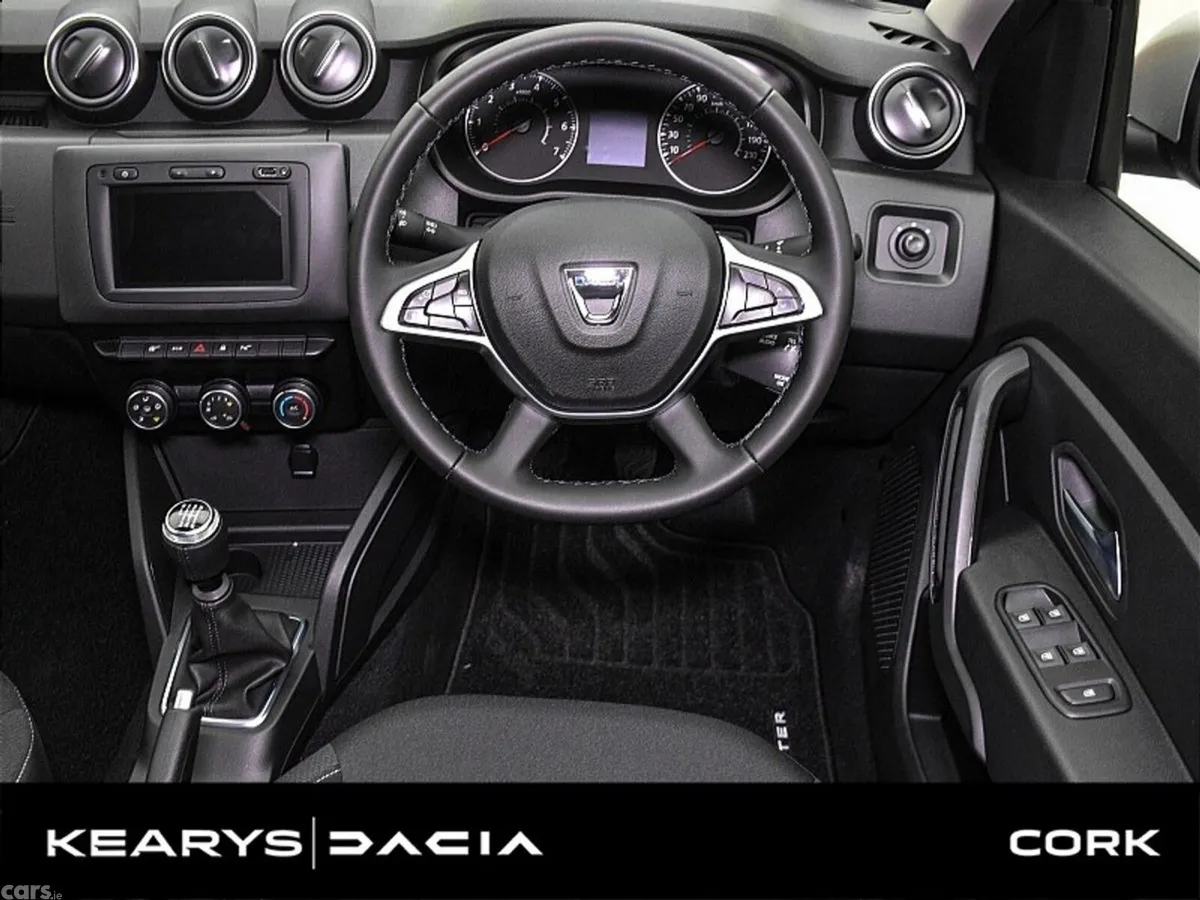 Dacia Duster SUV, Diesel, 2021, Red
