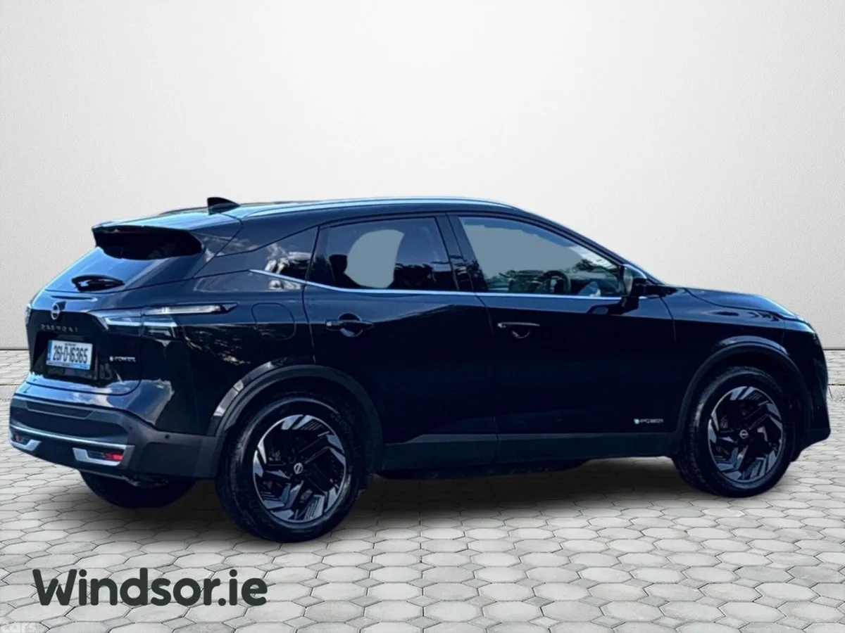Nissan Qashqai MPV, Petrol Hybrid, 2026, Black