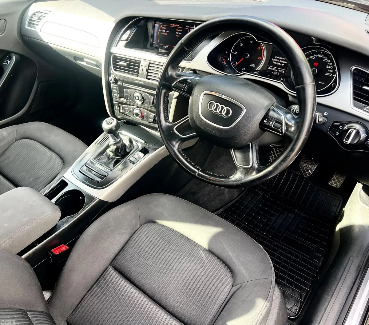 Audi A4 Saloon, Diesel, 2015, Black