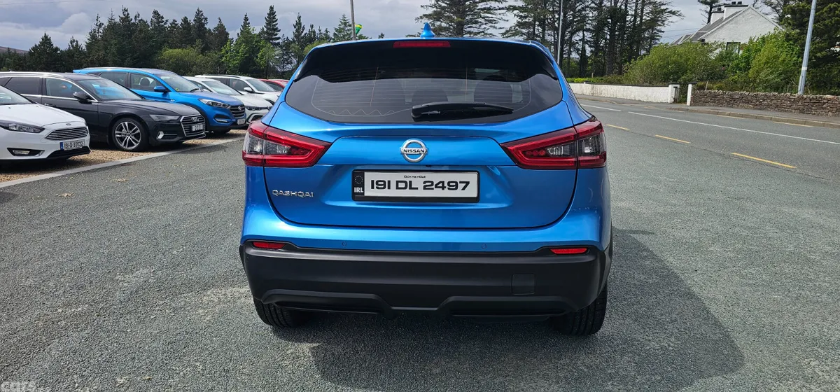 Nissan Qashqai Hatchback, Diesel, 2019, Blue