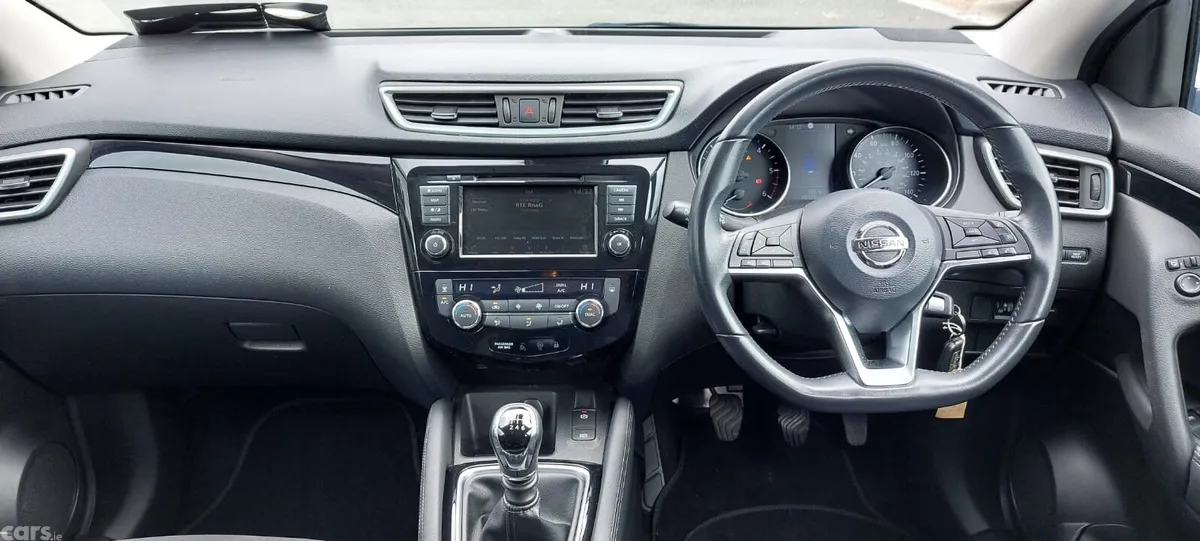 Nissan Qashqai Hatchback, Diesel, 2019, Blue