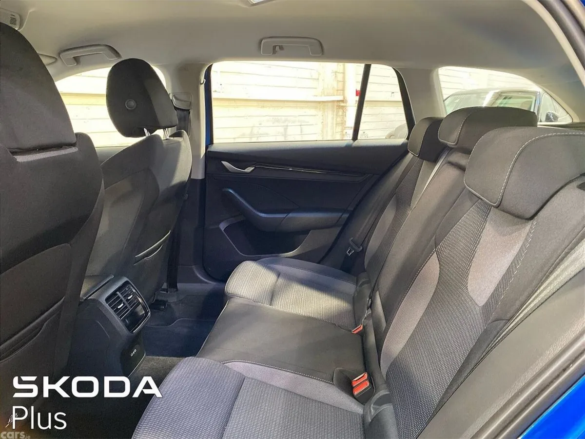 Skoda Octavia Estate, Diesel, 2026, Blue