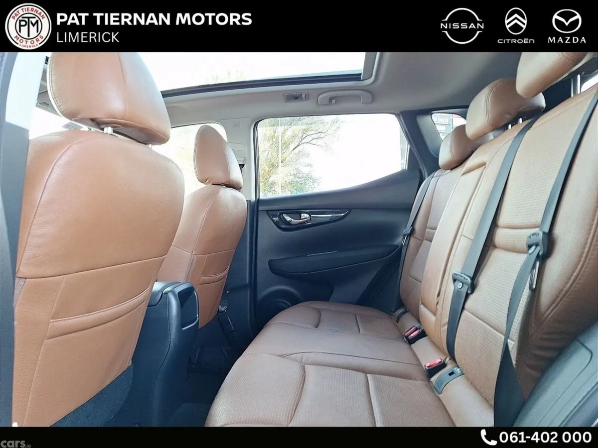 Nissan Qashqai MPV, Petrol, 2021, Black